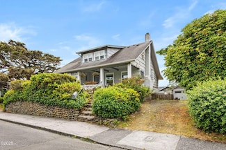 780 S Columbia St, Seaside, OR 97138