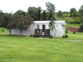 301 Rural Retreat Lake Rd, Rural Retreat, VA 24368
