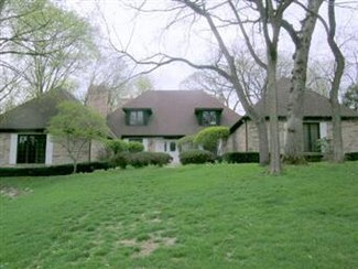 1170 Hobson Mill Dr, Naperville, IL 60540