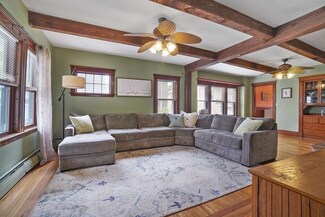 12 Winthrop St, Lynn, MA 01904