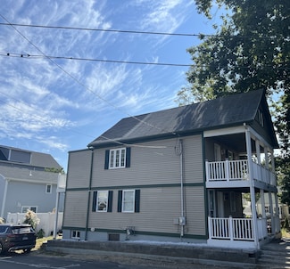 63 Stowe Ave, Milford, CT 06460