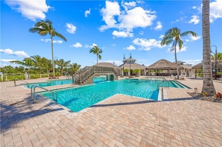 10307 Laguna Ensenada Dr, Fort Myers, FL 33905