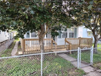 537 18th St, Dunbar, WV 25064