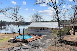 151 Morse Ln, Jefferson, TX 75657