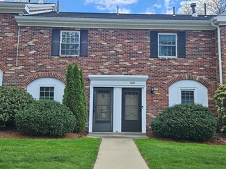 1007 Windsor Dr, Framingham, MA 01701