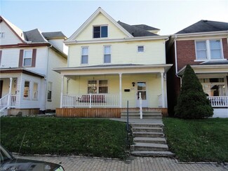 527 Grant St, Newell, WV 26050