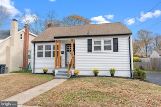 109 Arnold Ave, Mount Holly, NJ 08060