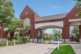 3320 Spinnaker Ln Unit 10f, Detroit, MI 48207