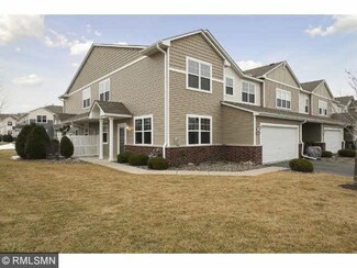 1652 White Pine Way, Carver, MN 55315
