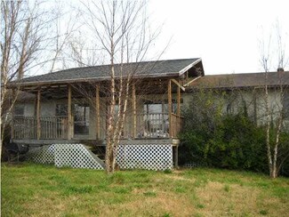 3920 Sheba Rd, Cannelton, IN 47520
