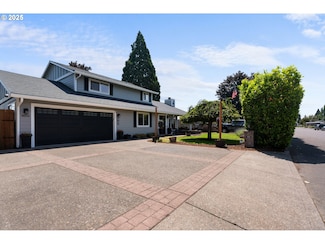 960 N Aspen Ct, Canby, OR 97013