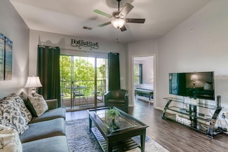 813 Holiday Ridge Unit 11, Branson, MO 65616