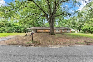 3205 E Shirley Cir, Memphis, TN 38127