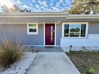 2126 Craft Ln, Sarasota, FL 34239