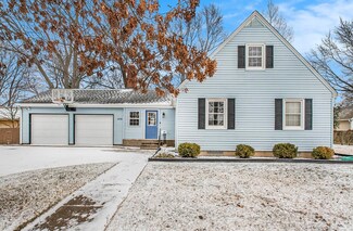 306 N Coquillard Dr, South Bend, IN 46617