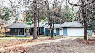 51 Pleasant Dr, Lewiston, CA 96052