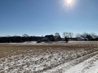 10421 W Yoder Rd, Roanoke, IN 46783