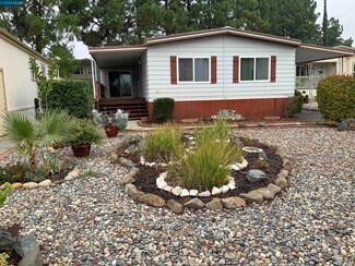 217 Maui Dr, Pittsburg, CA 94565