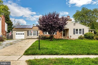 910 Deland Ave, Cherry Hill, NJ 08034