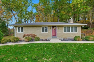 690 Pearce Mill Rd, Wexford, PA 15090