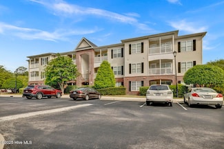 2828 Bloomfield Ln Unit 307, Wilmington, NC 28412