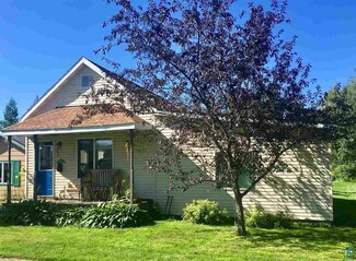 2010 E 8th St, Superior, WI 54880