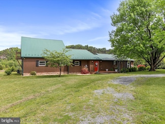 1063 George Arnold Ln, Green Spring, WV 26722