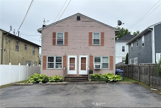 35 Lancashire St, Providence, RI 02908