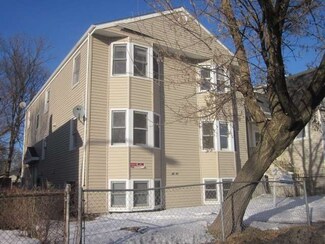 1411 Emerson St, Evanston, IL 60201