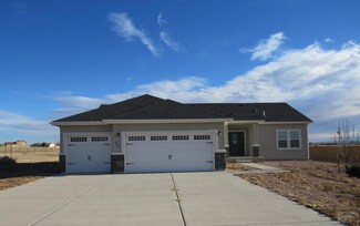 425 E Chadwick Dr, Pueblo, CO 81007
