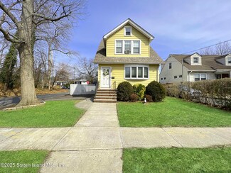 109 Dale Ave, Staten Island, NY 10306