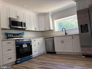 19717 Oak Ct, Lexington Park, MD 20653