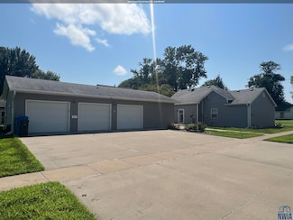626 3rd St SW, Le Mars, IA 51031