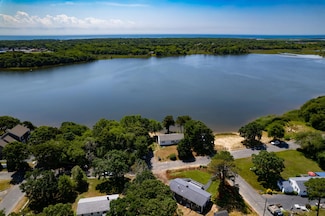 20 Robin Rd, West Yarmouth, MA 02673