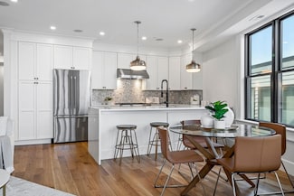 9 Glover Ct Unit 1, Boston, MA 02127