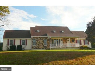 304 Taylor Ln, Lincoln University, PA 19352