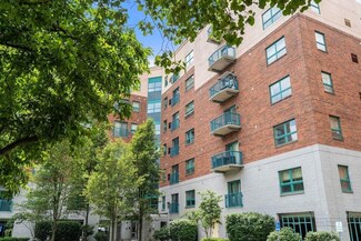 165 Cottage St Unit 601, Chelsea, MA 02150