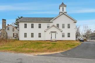 4 Ware Rd, Killingly, CT 06241