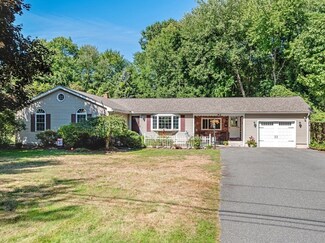 92 Griffin St, Palmer, MA 01069