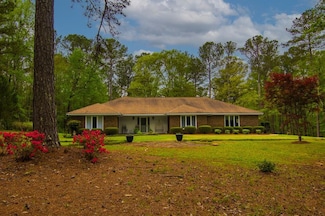 1741 Lower Blue Springs Rd, Hamilton, GA 31811
