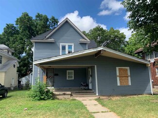 1813 Lincoln Way W, South Bend, IN 46628