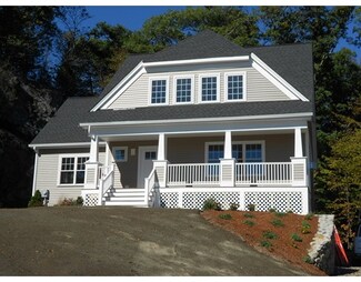 1 Druid Hill Ave, Wakefield, MA 01880