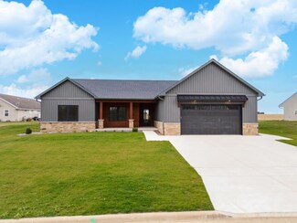 204 Stallion Way, Goodfield, IL 61742