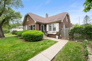 419 W Doubet Ct, Peoria, IL 61604
