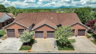 1488 Valley Vista Ln, Forest, VA 24551
