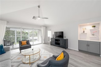 434 Sugar Pine Ln Unit 434, Naples, FL 34108