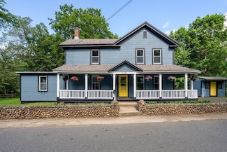 448 Washington St, Warren, MA 01083