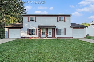 505 Garden Ln, Fowlerville, MI 48836