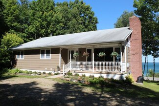 3675 N Straits Hwy, Cheboygan, MI 49721