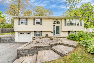211 Fairlawn Dr, Torrington, CT 06790
